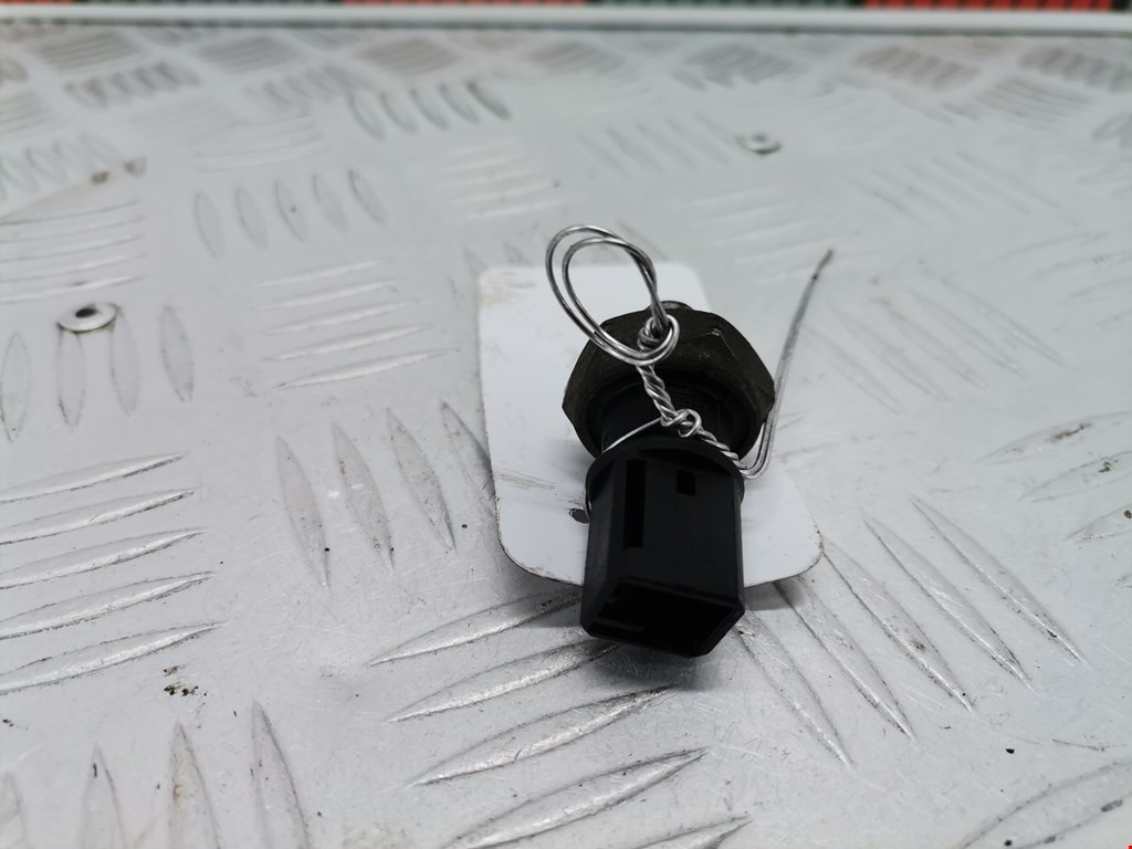 Датчик давления масла NISSAN Almera Tino 2000-2006