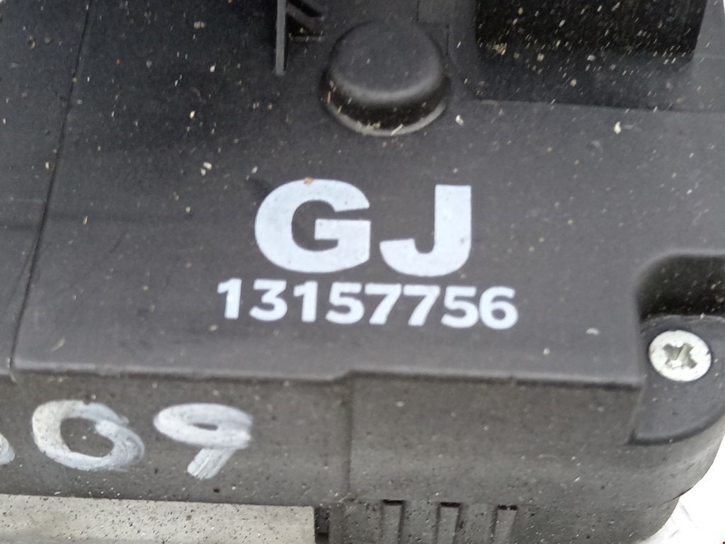 Замок двери сдвижной OPEL Combo C 2001-2011