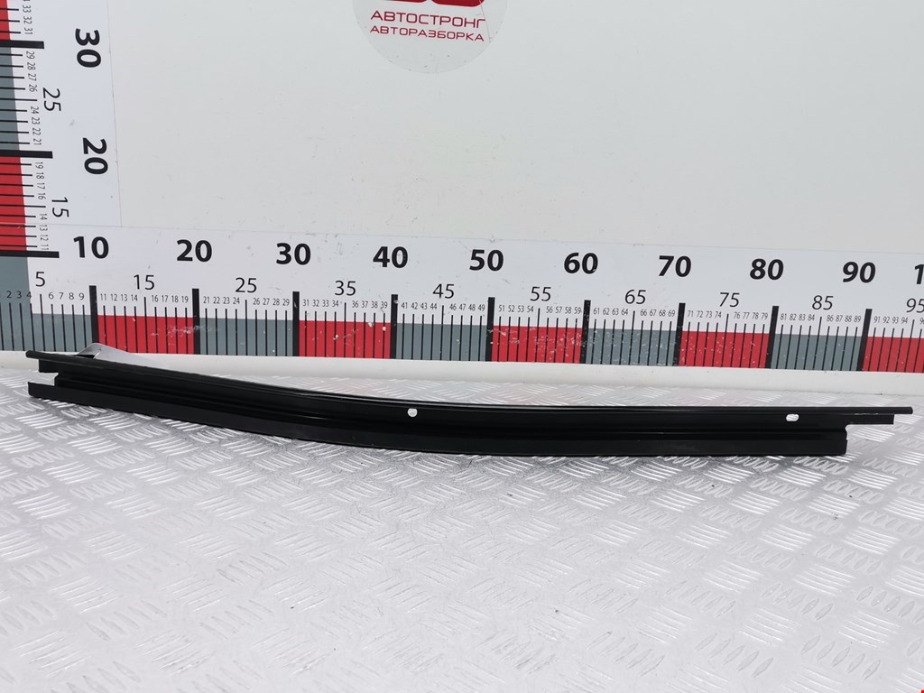 Направляющая сдвижной двери Opel Combo C (2001-2011)