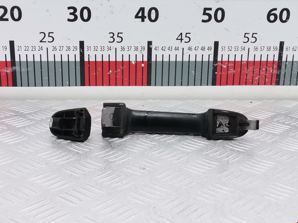 Ручка двери задней наружная правая HYUNDAI i30 2007-2012