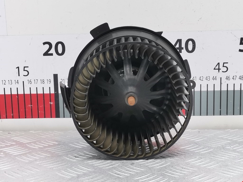 Моторчик (мотор) отопителя салона PEUGEOT 206 1998-2012