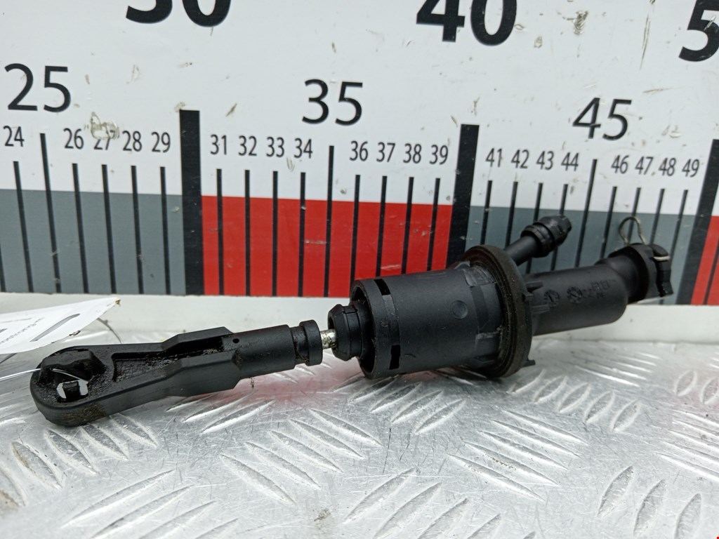 Цилиндр сцепления главный PEUGEOT 407 2004-2010