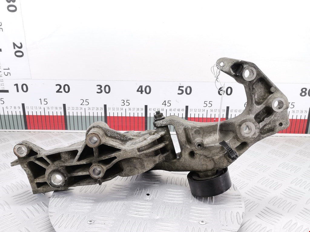 Кронштейн генератора OPEL Astra H/Family 2004-2015