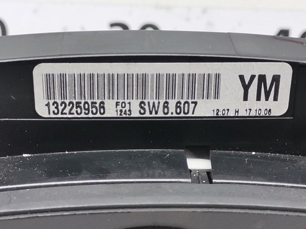 Панель приборов (щиток) OPEL Astra H/Family 2004-2015