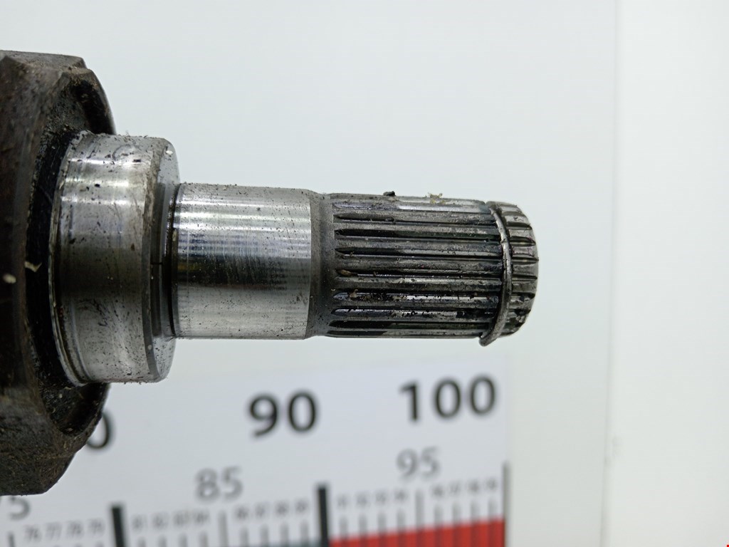 Полуось (привод, приводной вал) передняя правая HYUNDAI i30 2007-2012