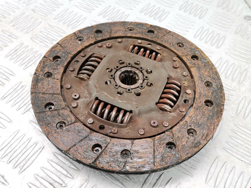 Маховик (демпфер сцепления) OPEL Corsa C 2000-2006