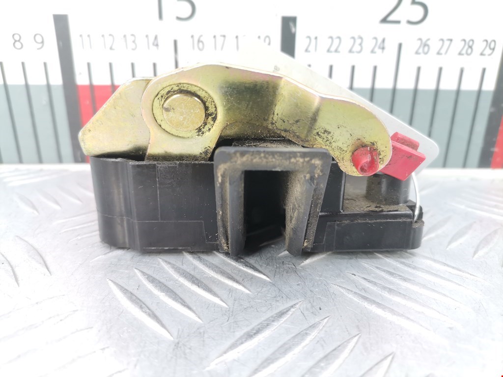 Замок двери сдвижной CHRYSLER Voyager III GS 1995-2000