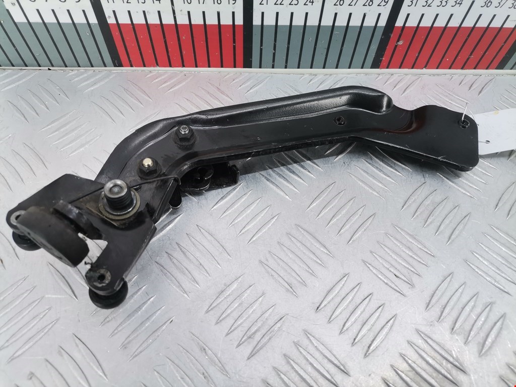 Ролик двери сдвижной (левый/правый средний верхний/нижний) CHRYSLER Voyager III GS 1995-2000