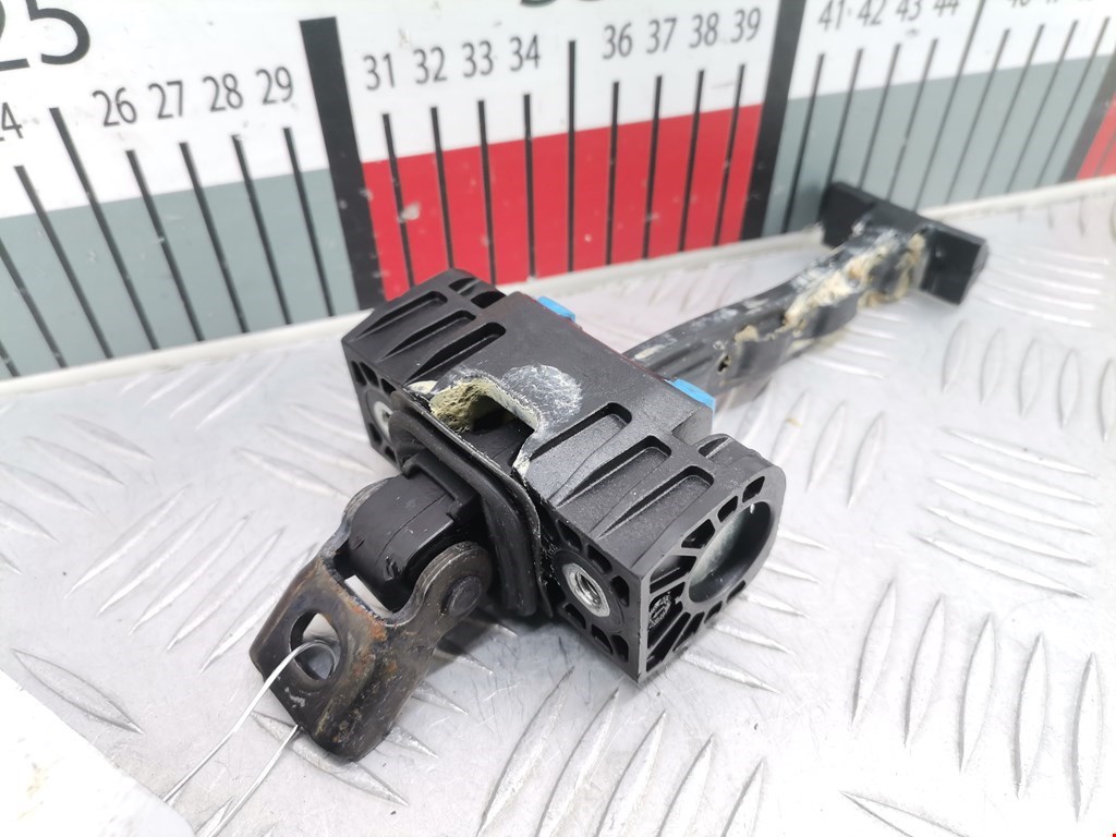 Ограничитель открывания двери VOLKSWAGEN Tiguan 2007-2016