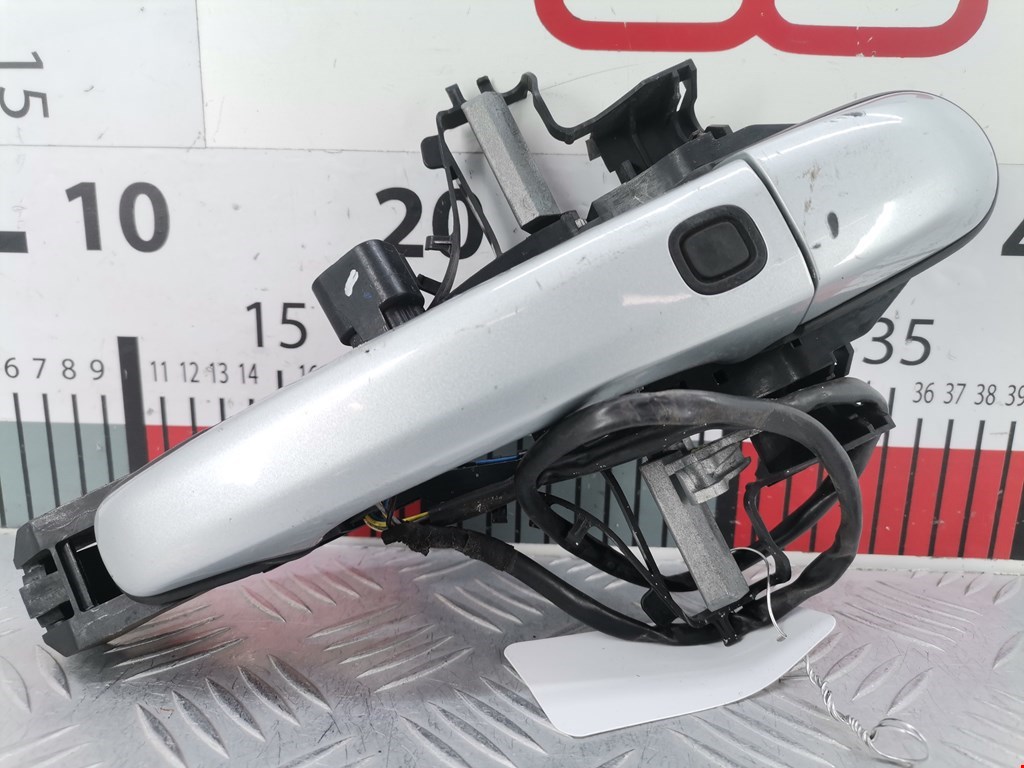 Ручка двери задней наружная правая JAGUAR XF X250 2007-2015