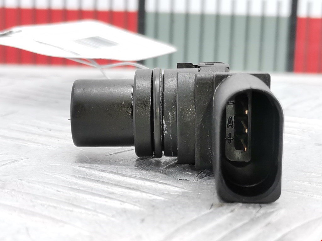 Датчик положения распредвала VOLKSWAGEN Polo III 1994-2001