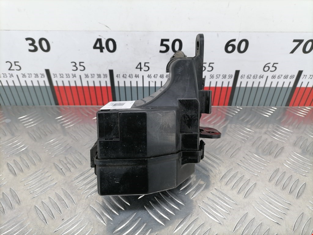 Блок реле FORD Fiesta 2008-2012