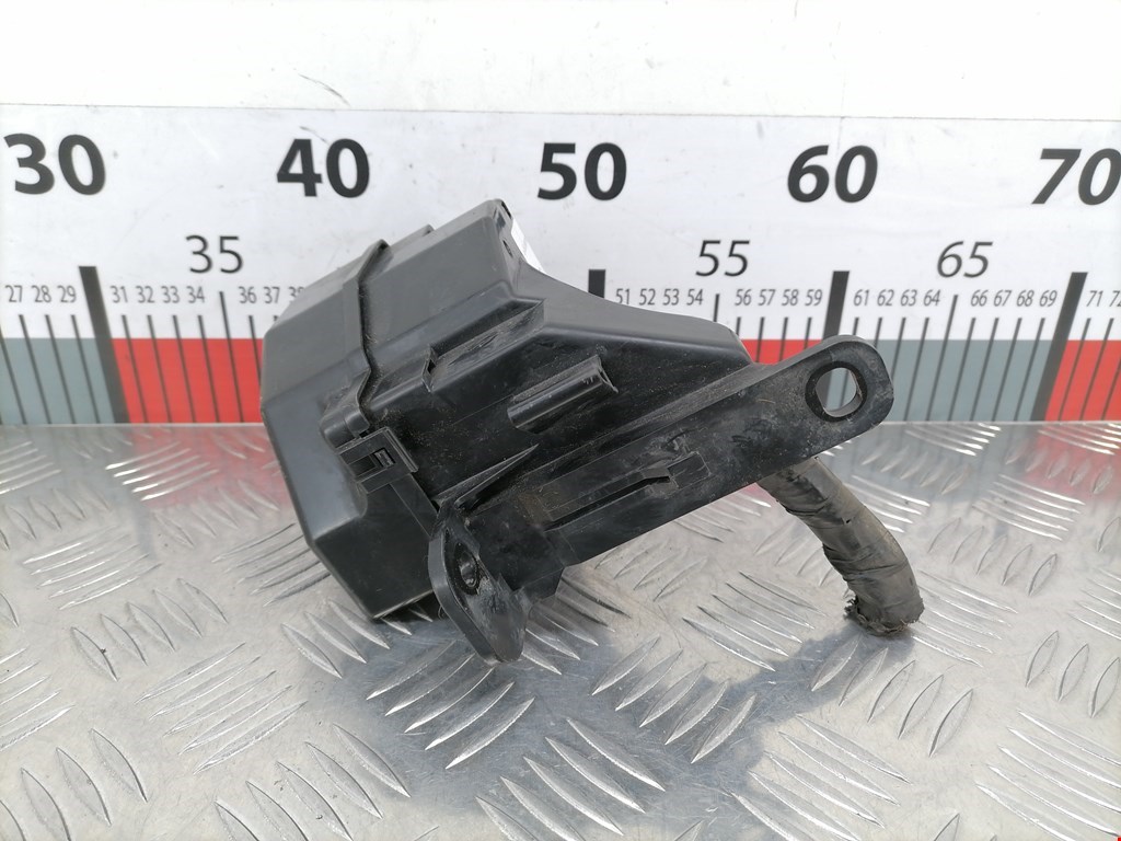 Блок реле FORD Fiesta 2008-2012