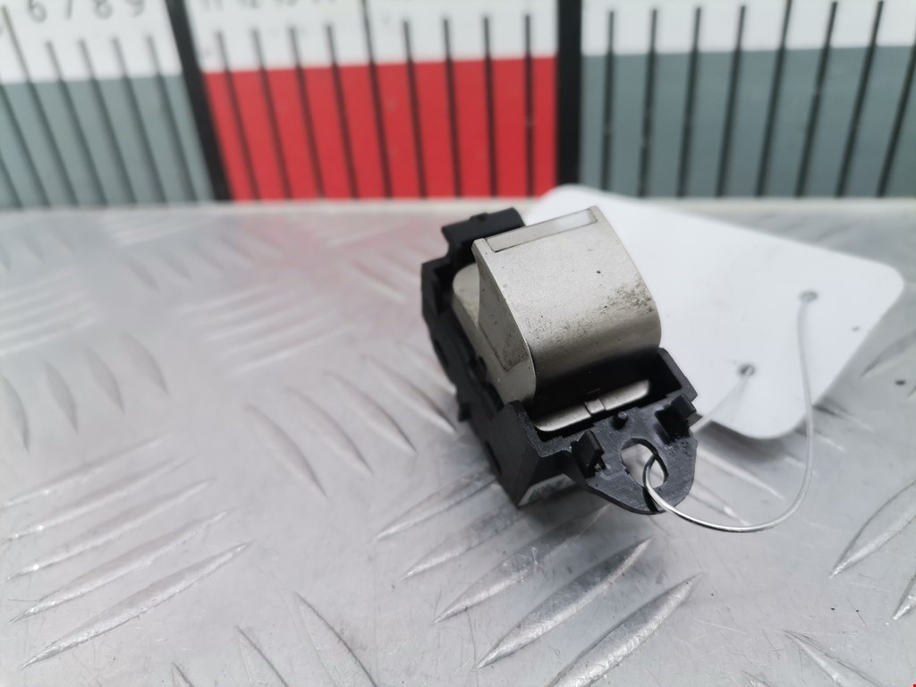 Кнопка стеклоподъемника JAGUAR XF X250 2007-2015