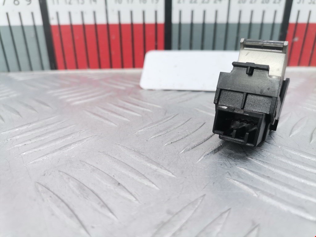 Кнопка стеклоподъемника JAGUAR XF X250 2007-2015