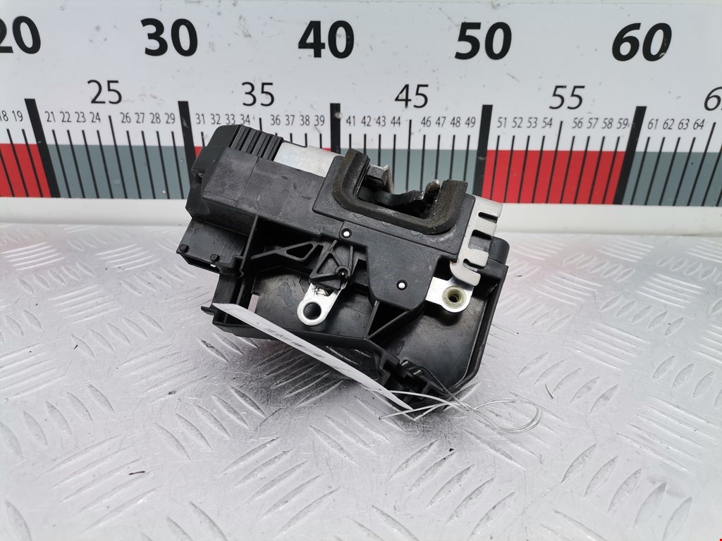 Замок двери передней правой OPEL Combo C 2001-2011