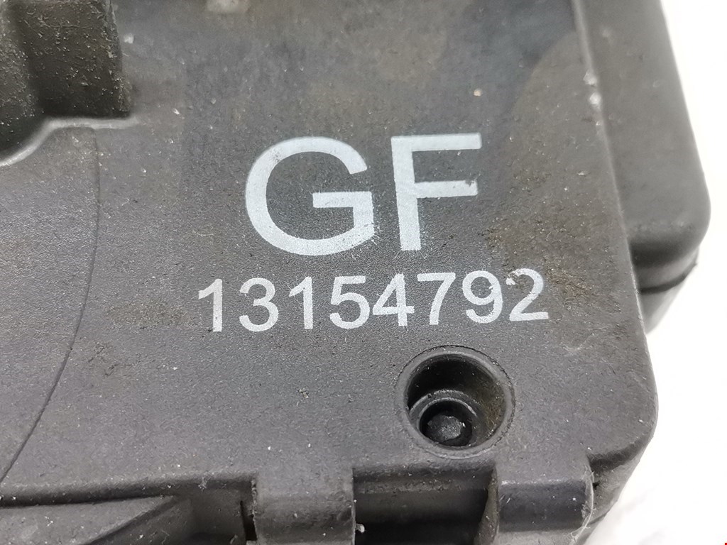 Замок двери передней правой OPEL Combo C 2001-2011