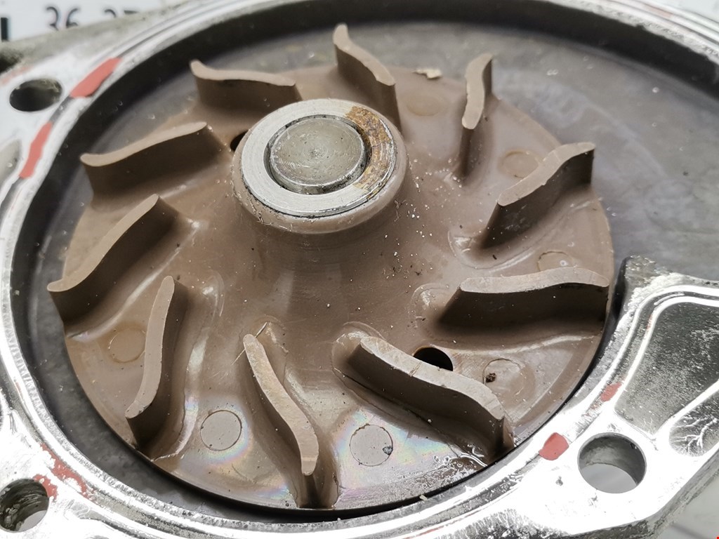 Насос водяной (помпа) RENAULT Scenic II 2003-2010