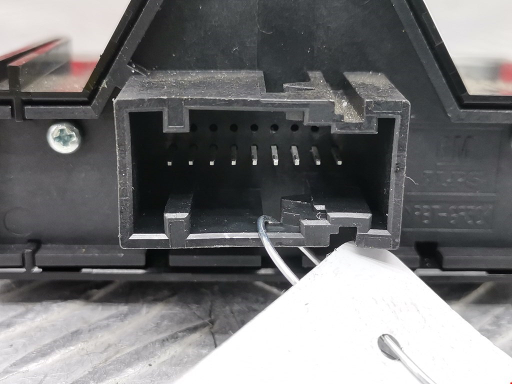 Кнопка аварийной сигнализации (аварийки) OPEL Corsa D 2006-2014