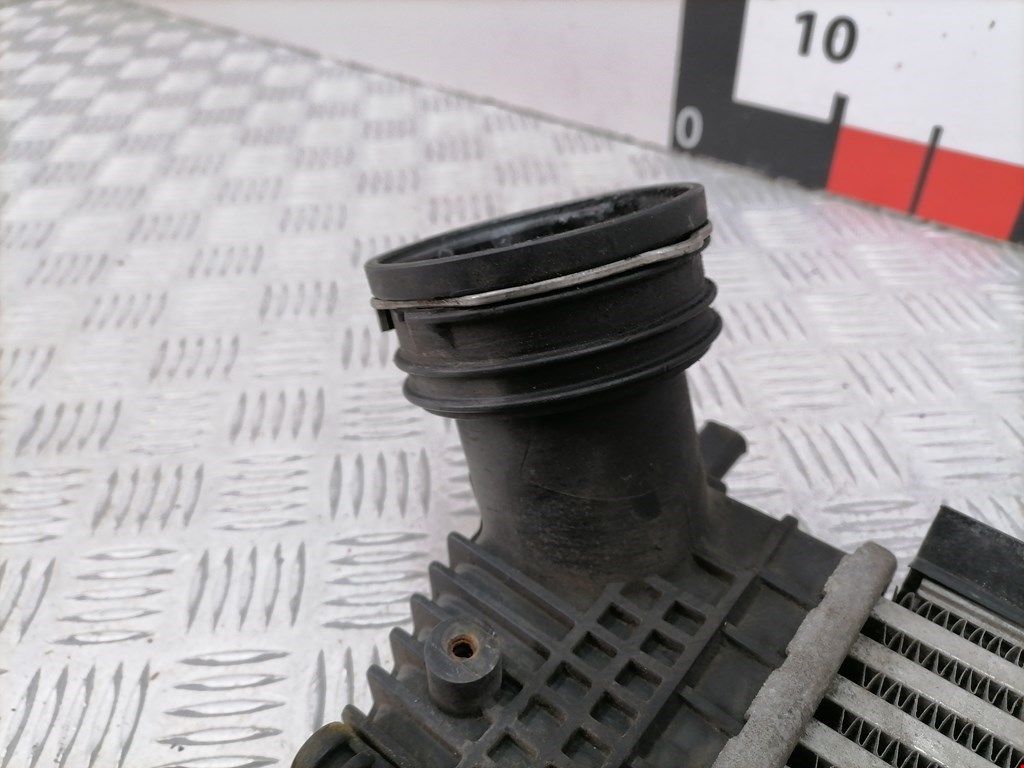 Интеркулер (радиатор интеркулера) VOLKSWAGEN Touran 2003-2010