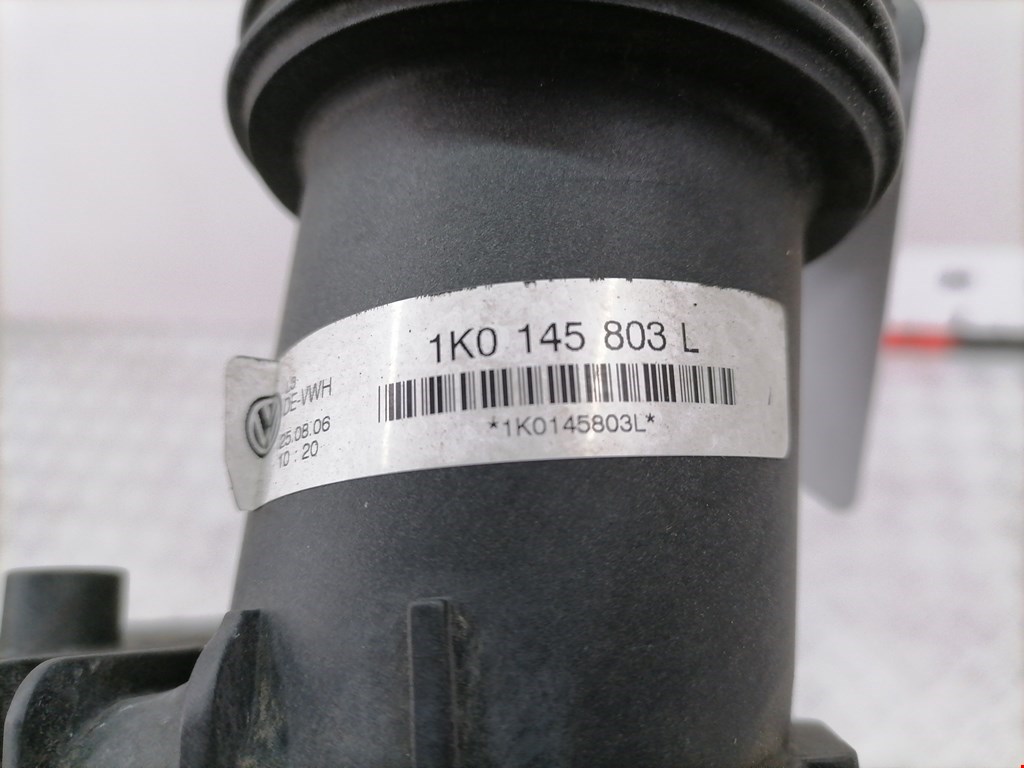 Интеркулер (радиатор интеркулера) VOLKSWAGEN Touran 2003-2010