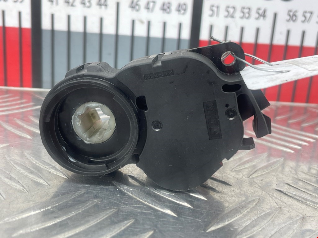 Моторчик заслонки печки PEUGEOT 308 2007-2015