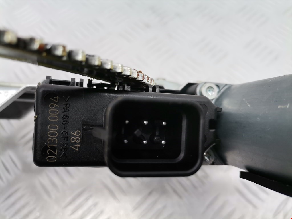 Стеклоподъемник передний правый OPEL Astra H/Family 2004-2015