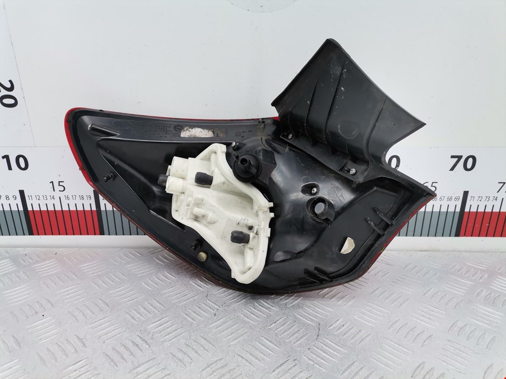 Фонарь задний правый OPEL Astra J 2009-2017