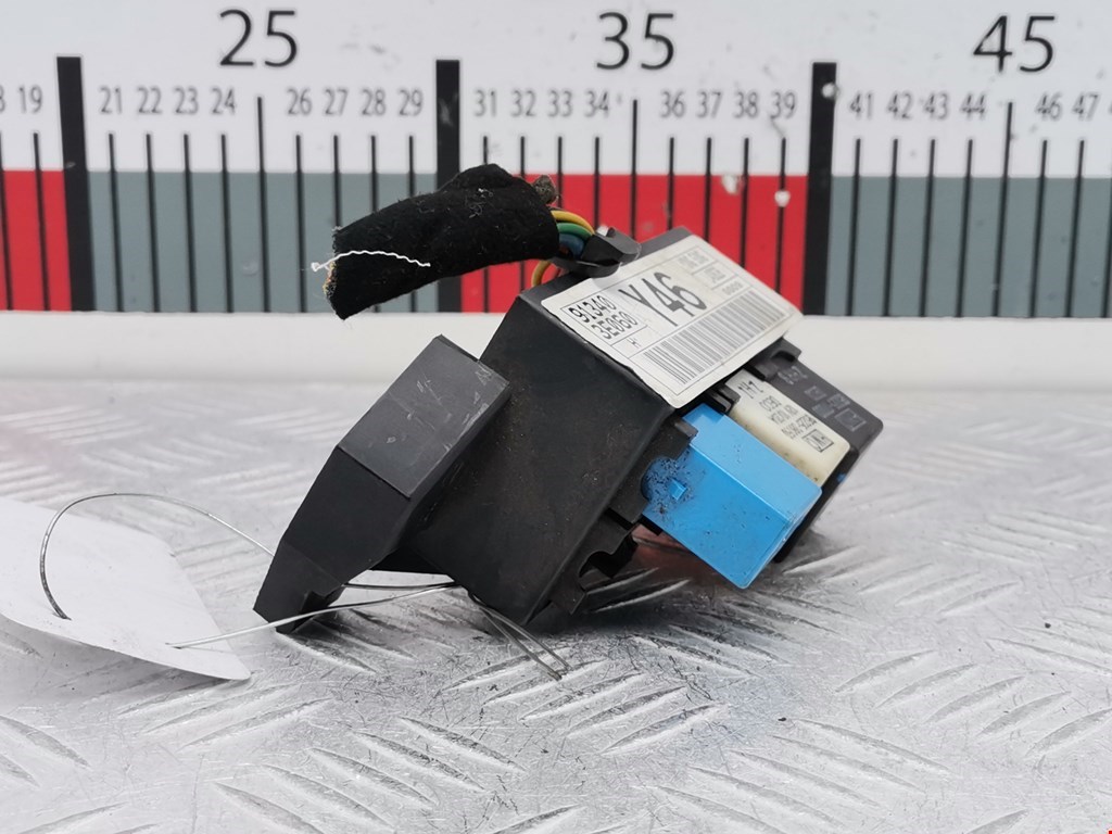 Блок реле KIA Sorento 2002-2009