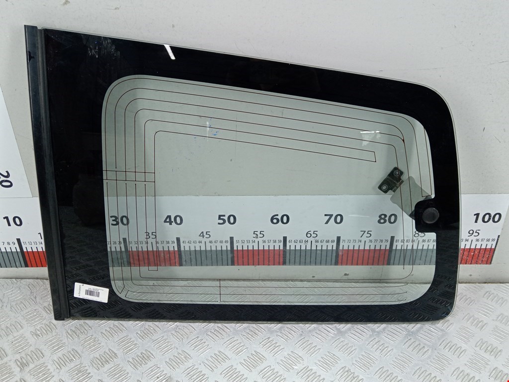 Стекло кузовное глухое левое MITSUBISHI Pajero III 2000-2006