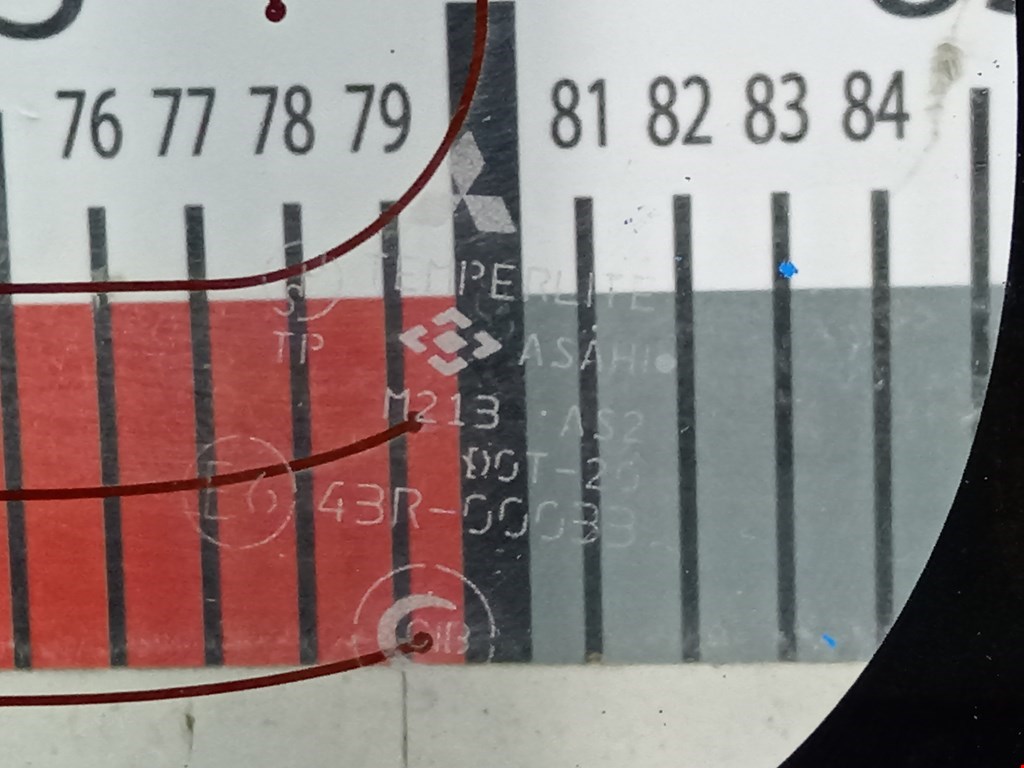 Стекло кузовное глухое левое MITSUBISHI Pajero III 2000-2006