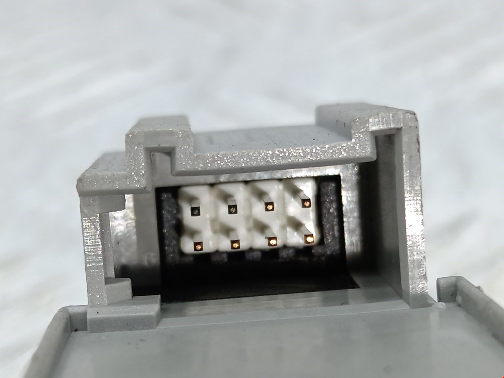 Кнопка стеклоподъемника AUDI A6 C5 1997-2004