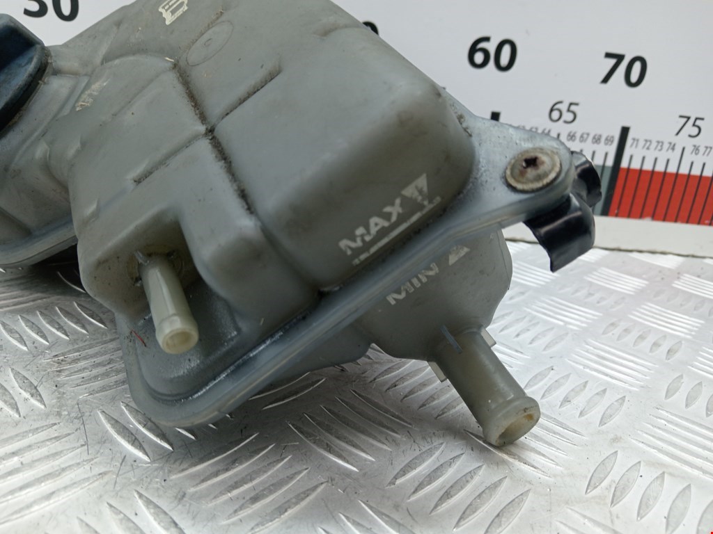 Бачок расширительный VOLKSWAGEN Passat B5 1997-2005