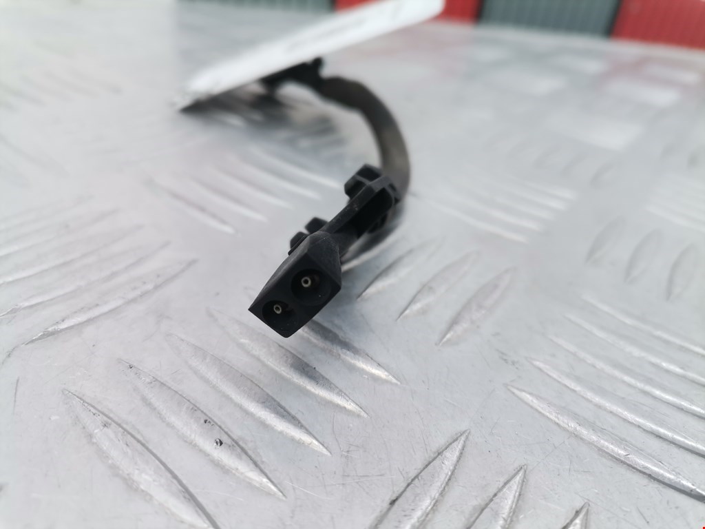 Форсунка омывателя лобового стекла OPEL Meriva A 2003-2010