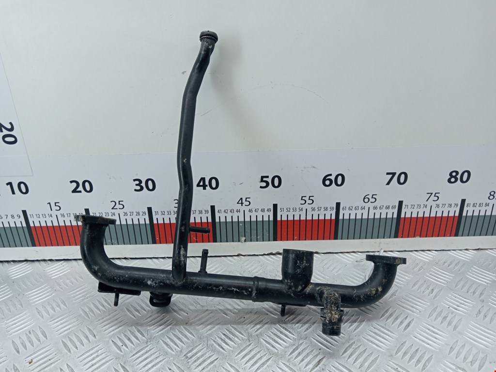 Патрубок AUDI A6 C5 1997-2004