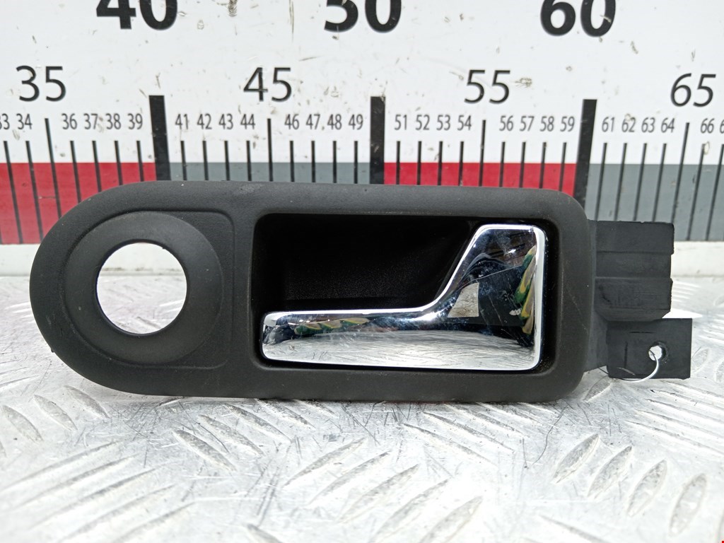 Ручка дверная передняя внутренняя правая VOLKSWAGEN Golf IV 1997-2003