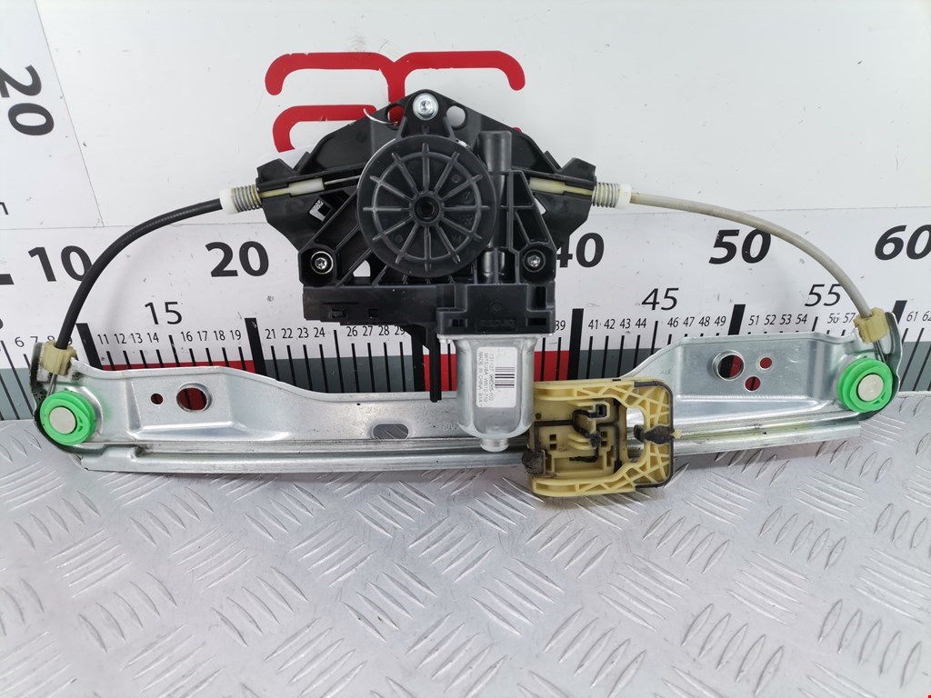 Стеклоподъемник задний правый VOLVO V60 2010-2018