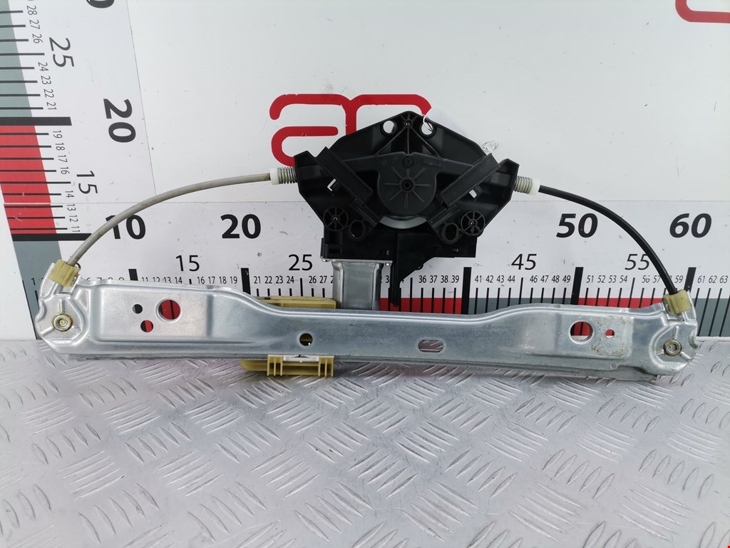 Стеклоподъемник задний правый VOLVO V60 2010-2018