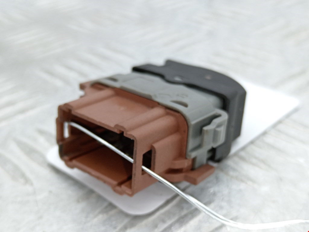 Кнопка стеклоподъемника RENAULT Espace 2003-2014