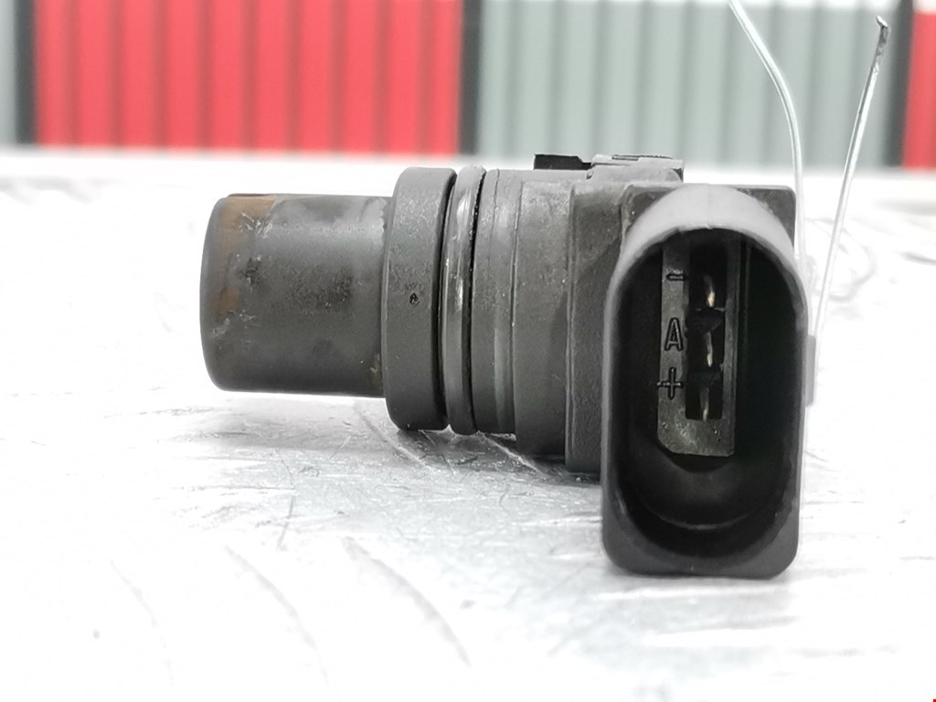 Датчик положения распредвала VOLKSWAGEN Golf IV 1997-2003