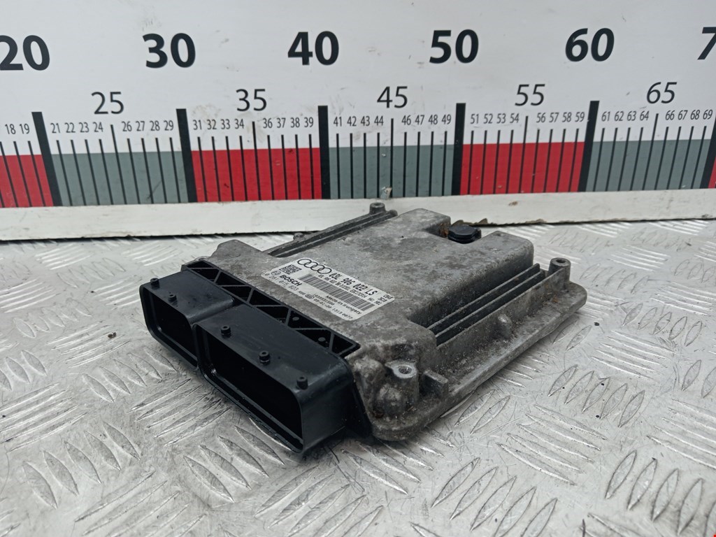 Блок управления двигателя (ЭБУ) AUDI A3 8P 2003-2013