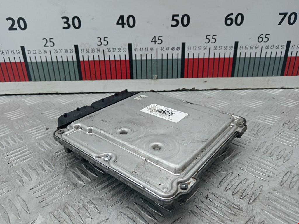 Блок управления двигателя (ЭБУ) AUDI A3 8P 2003-2013