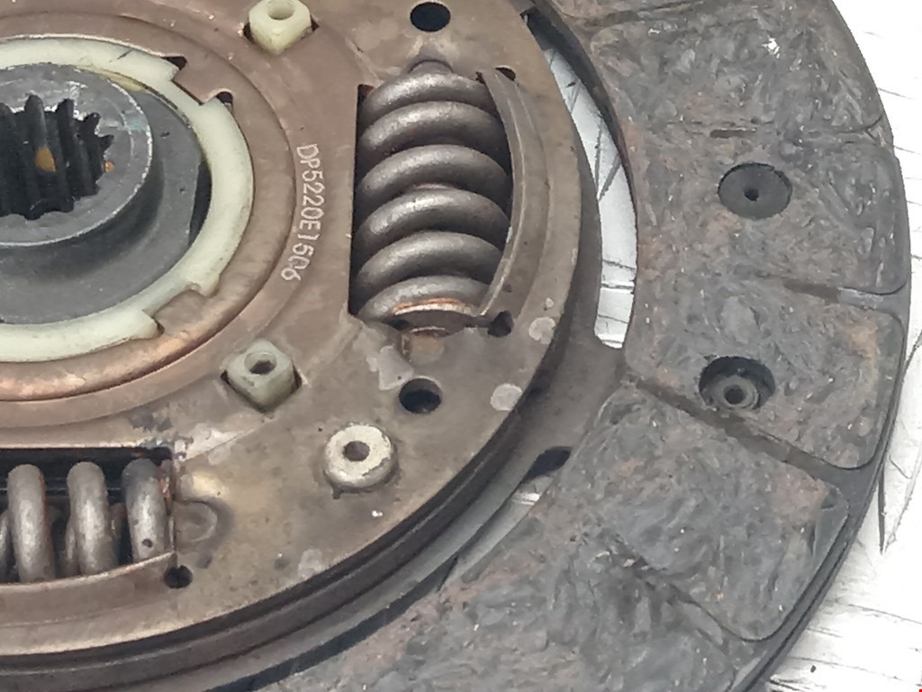 Маховик (демпфер сцепления) OPEL Corsa D 2006-2014