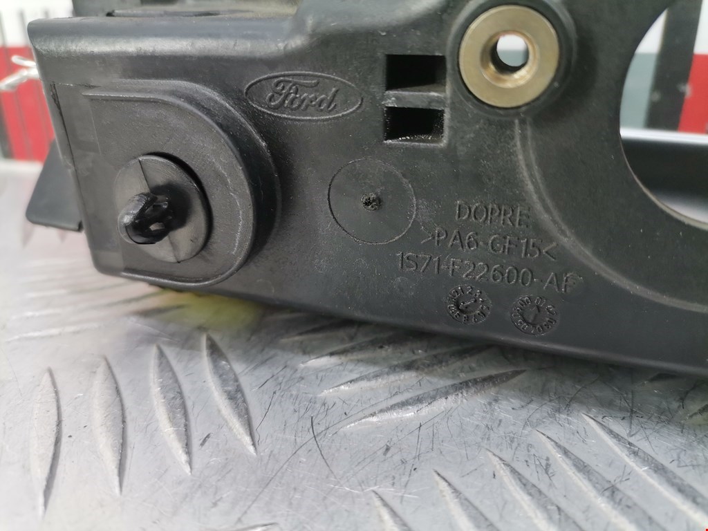 Ручка дверная задняя внутренняя правая FORD Mondeo III 2000-2007