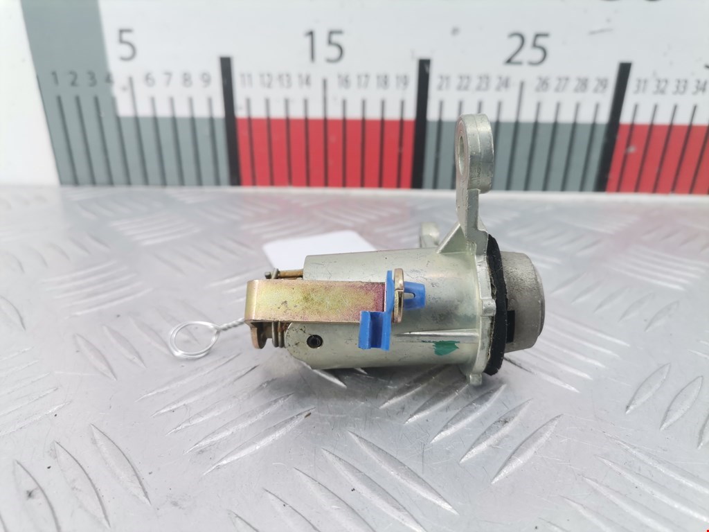 Вставка замка багажника MITSUBISHI Colt Z3 2003-2012