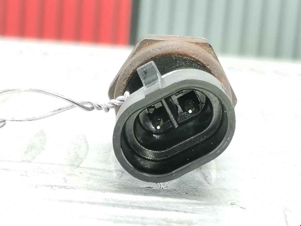 Датчик включения заднего хода OPEL Corsa D 2006-2014