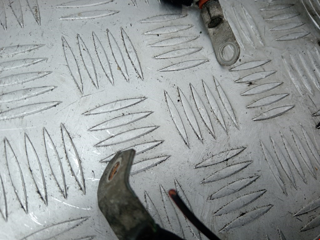 Клемма аккумулятора (плюс) + OPEL Astra H/Family 2004-2015