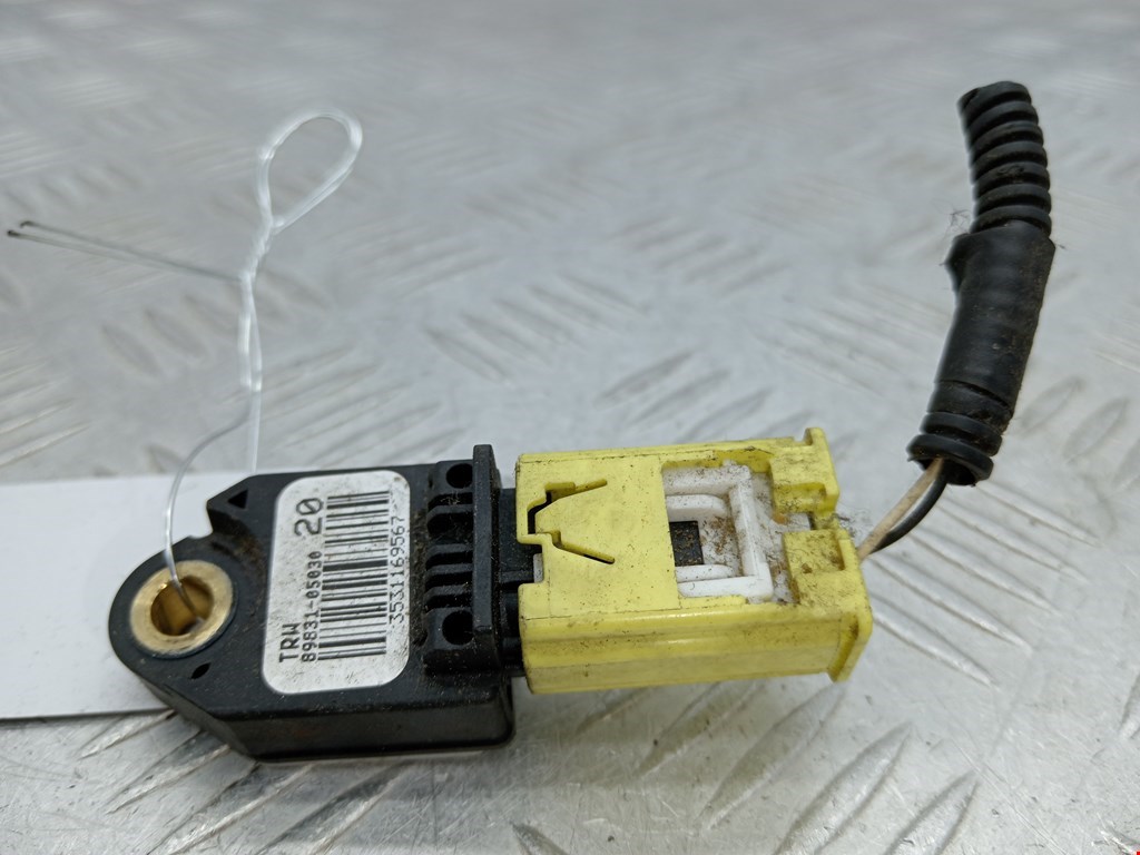 Датчик AIR BAG (подушек безопасности) TOYOTA Avensis 2009-2015