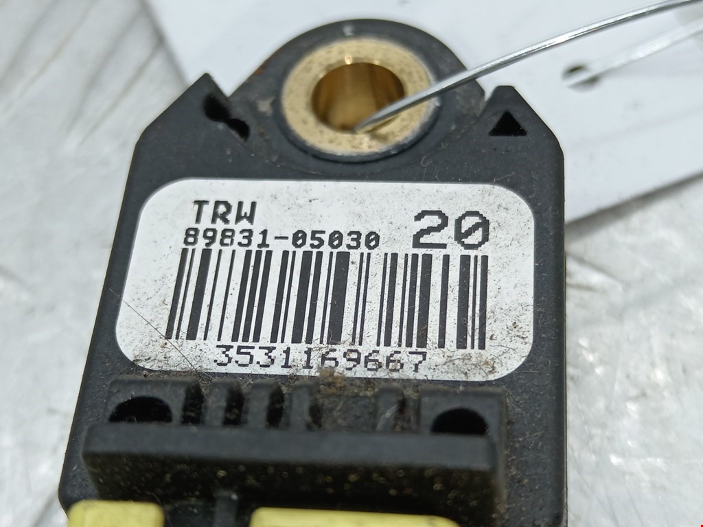 Датчик AIR BAG (подушек безопасности) TOYOTA Avensis 2009-2015