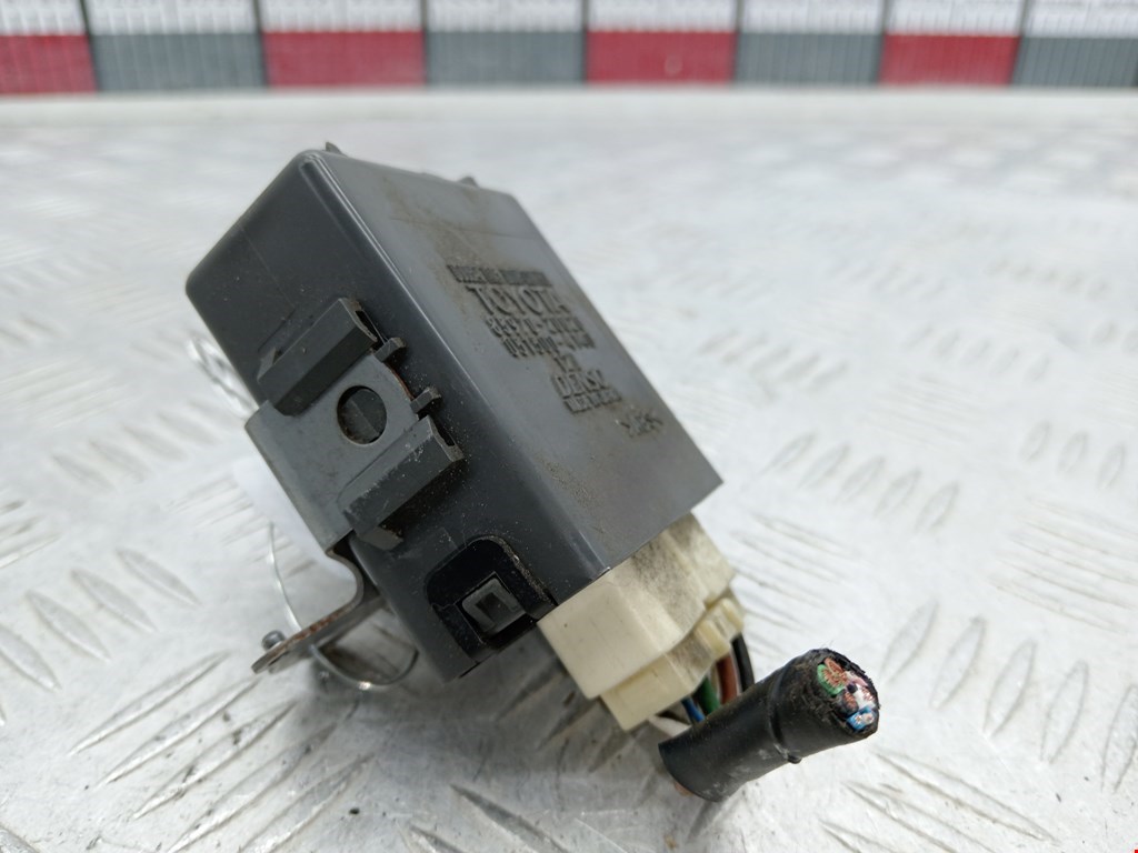 Блок комфорта TOYOTA Avensis 2009-2015